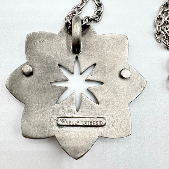 Vintage Kelly Waters Pewter Flower Pendant Necklace Signed Geometric Modernist - Picture 5 of 9